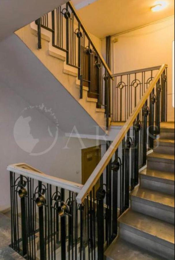 Old Town Apartment With Panoramic View Bucarest Esterno foto