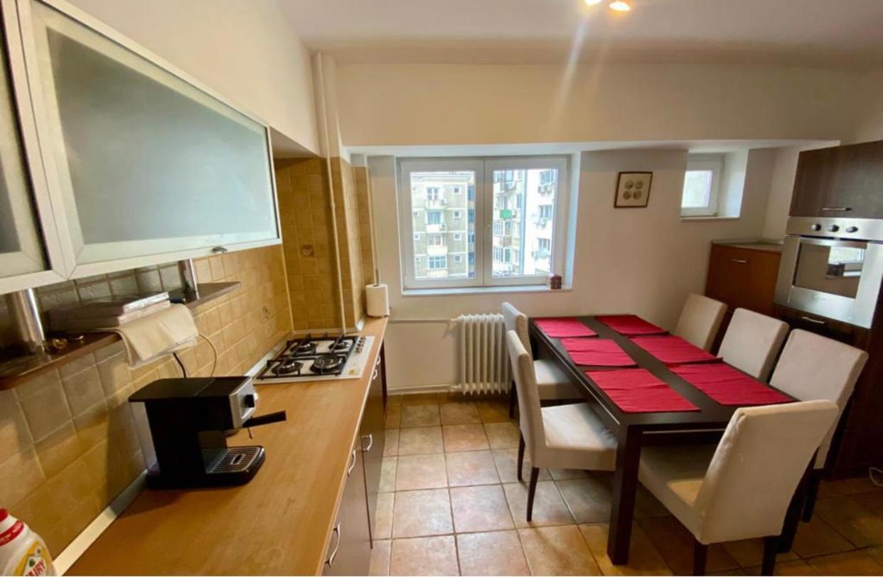 Old Town Apartment With Panoramic View Bucarest Esterno foto